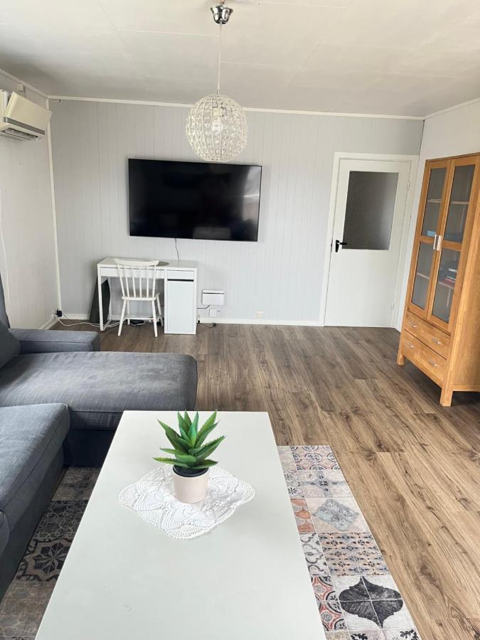 Hus Sentralt I Lofoten Apartment Leknes Exterior photo